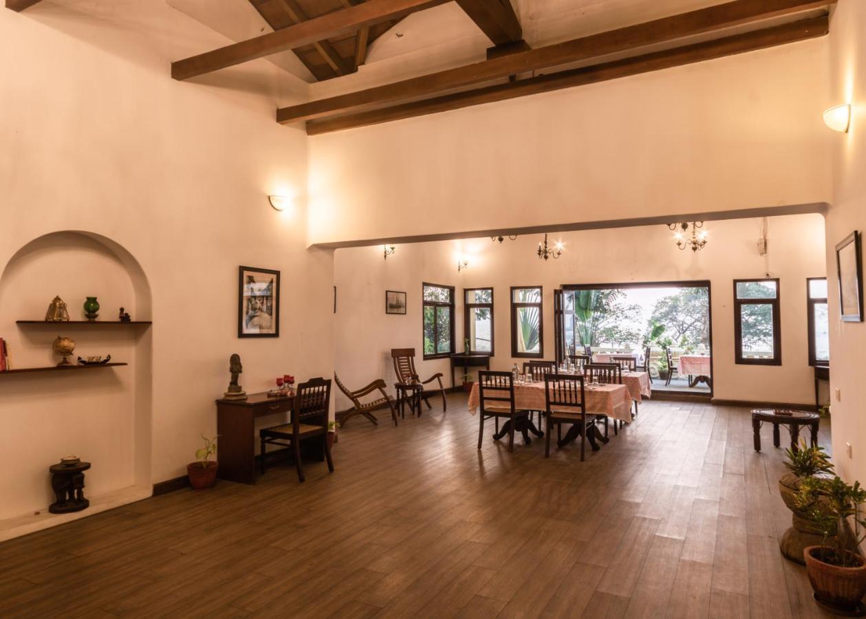 Amritara The Poovath Beachfront Heritage, Fort Kochi Exterior photo